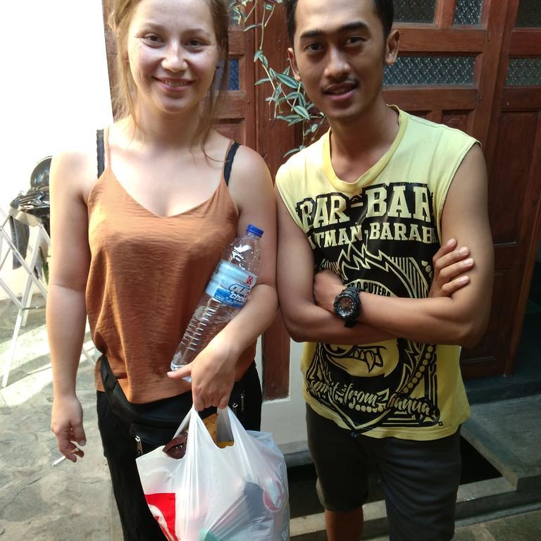 นดาเลม ตีโมโฮ Hotel ยอกยาการ์ตา ภายนอก รูปภาพ