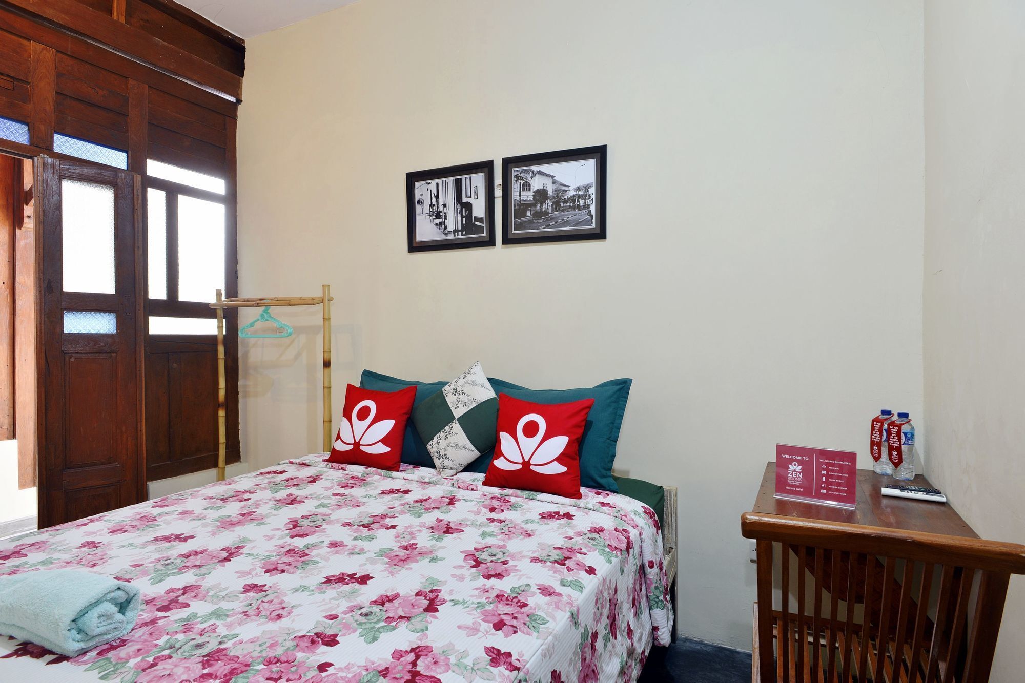 นดาเลม ตีโมโฮ Hotel ยอกยาการ์ตา ภายนอก รูปภาพ