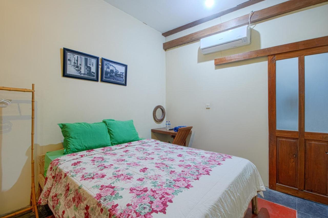 นดาเลม ตีโมโฮ Hotel ยอกยาการ์ตา ภายนอก รูปภาพ